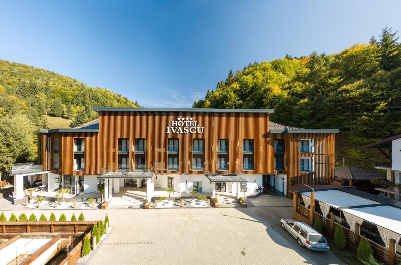 Hotel Ivascu Moisei Extérieur photo